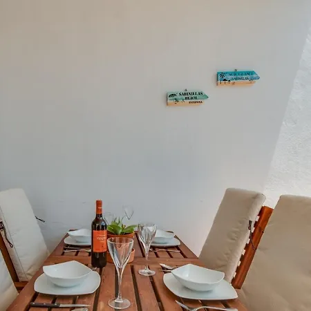 Apartment Beautiful Buganvillas Garden Manilva