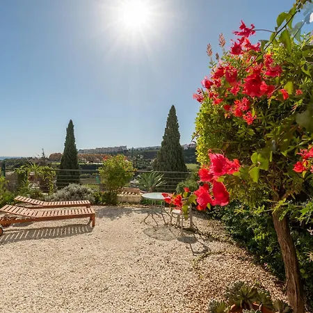 דירה Beautiful Buganvillas Garden מנילבה